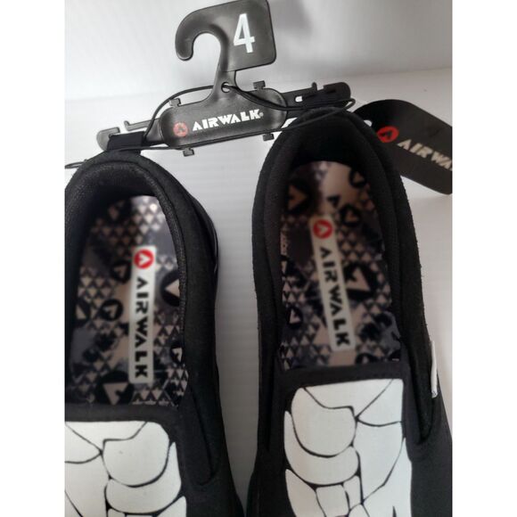 Air Walk Canvas Skeleton Slip Ons Kids Size 4 - Picture 2 of 4